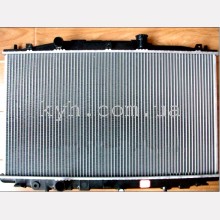 Радиатор охлаждения двигателя HYUNDAI TRAJET 2,0-2,7 AUT.99-  253103A200